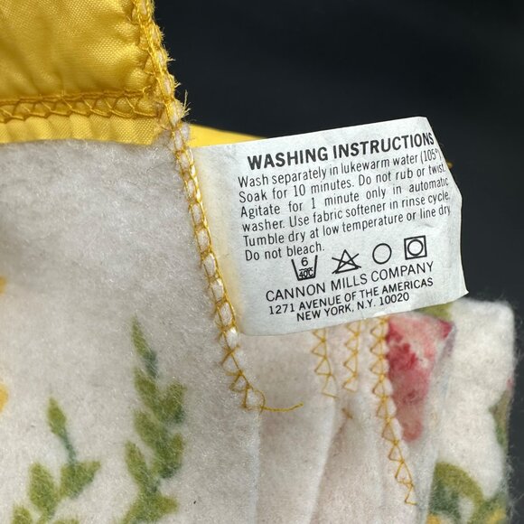 Vintage Floral Blanket Cannon USA Acrylic Yellow Pink Flower Bouquet Bedding - Picture 5 of 7